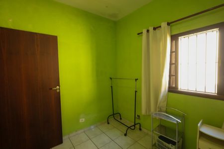 Casa à venda com 167m², 4 quartos e 2 vagasQuarto 2