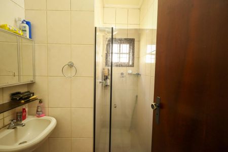 Casa à venda com 167m², 4 quartos e 2 vagasBanheiro Social