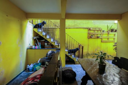 Casa à venda com 167m², 4 quartos e 2 vagasÁrea de Serviço - Quintal