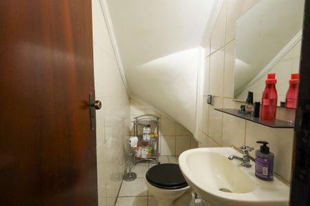 Casa à venda com 167m², 4 quartos e 2 vagasLavabo