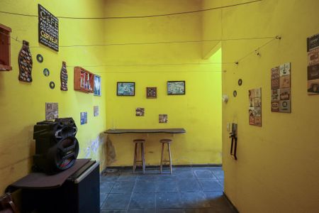 Casa à venda com 167m², 4 quartos e 2 vagasChurrasqueira