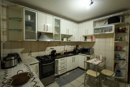 Casa à venda com 167m², 4 quartos e 2 vagasCozinha