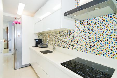 Apartamento à venda com 100m², 3 quartos e 2 vagasCozinha