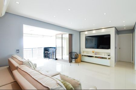 Apartamento à venda com 100m², 3 quartos e 2 vagasSala