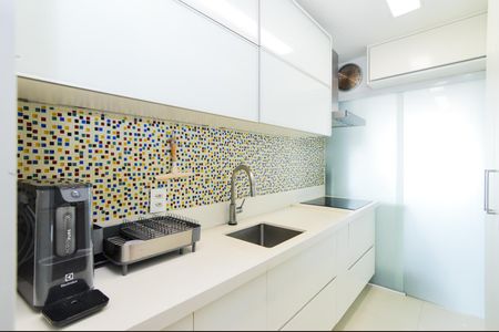 Apartamento à venda com 100m², 3 quartos e 2 vagasCozinha