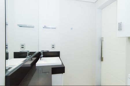 Apartamento à venda com 100m², 3 quartos e 2 vagasBanheiro da Suíte