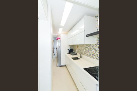 Apartamento à venda com 100m², 3 quartos e 2 vagasCozinha