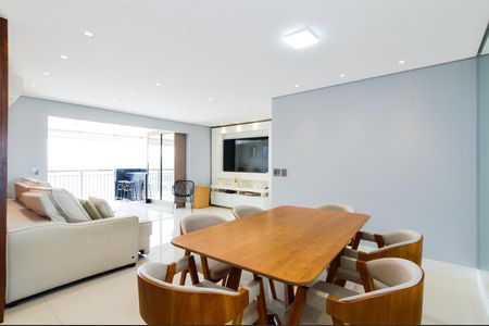 Apartamento à venda com 100m², 3 quartos e 2 vagasSala