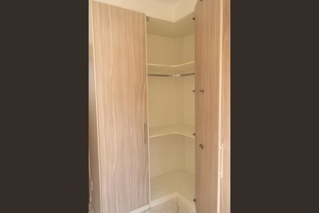 Apartamento para alugar com 45m², 2 quartos e 1 vagaQuarto - Armários