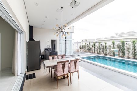 Casa de condomínio à venda com 381m², 5 quartos e 4 vagas Casa de condomínio à venda com 381m², 5 quartos e 4 vagasÁrea gourmet