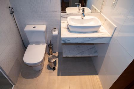 Apartamento à venda com 90m², 2 quartos e 1 vagaBanheiro Social