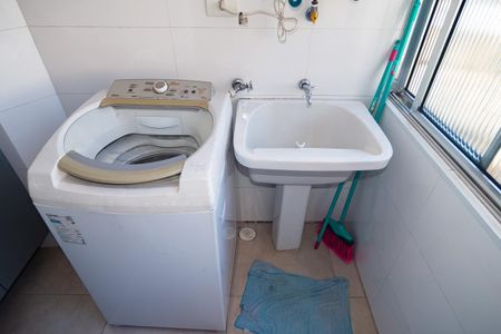 Apartamento à venda com 90m², 2 quartos e 1 vagaÁrea de Serviço