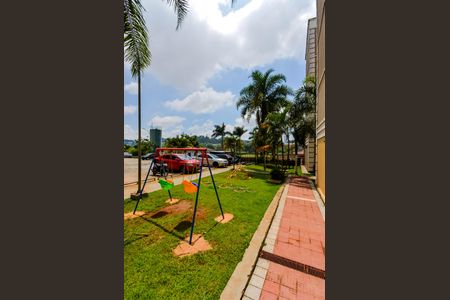 Apartamento para alugar com 45m², 2 quartos e 1 vaga Apartamento para alugar com 45m², 2 quartos e 1 vagaÁrea comum - Playground