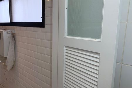 Apartamento para alugar com 134m², 3 quartos e 1 vagaBanheiro de serviço