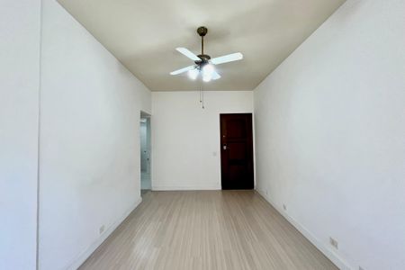 Apartamento para alugar com 75m², 3 quartos e 1 vagaSala 