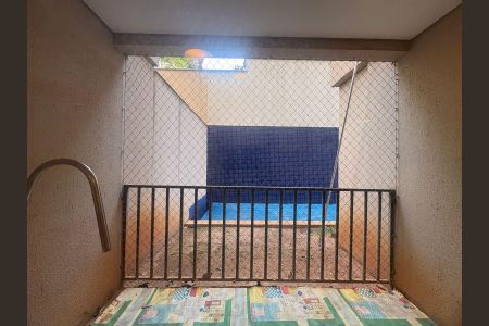 Apartamento à venda com 90m², 3 quartos e 2 vagasÁrea comum - Piscina