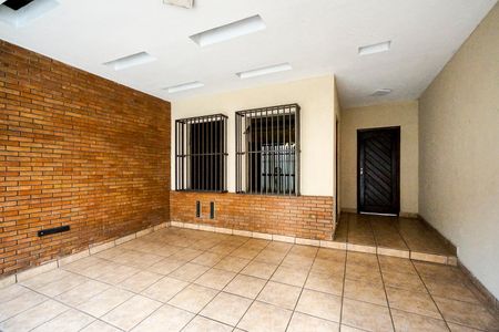 Garagem de casa à venda com 3 quartos, 230m² em Vila Carrão, São Paulo