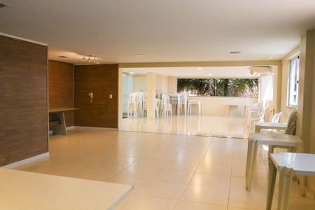 Apartamento para alugar com 103m², 3 quartos e 2 vagas Apartamento para alugar com 103m², 3 quartos e 2 vagasÁrea comum - Salão de festas