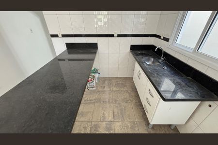 Casa para alugar com 113m², 3 quartos e 2 vagas Casa para alugar com 113m², 3 quartos e 2 vagasCozinha