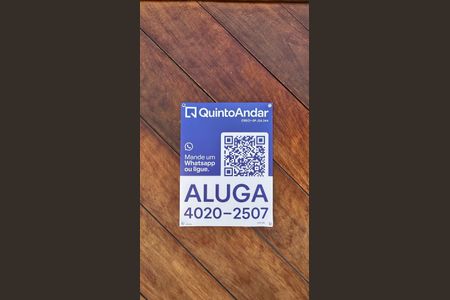 Casa para alugar com 113m², 3 quartos e 2 vagas Casa para alugar com 113m², 3 quartos e 2 vagasFachada