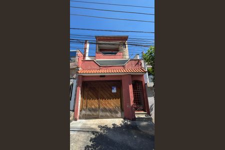 Casa para alugar com 113m², 3 quartos e 2 vagas Casa para alugar com 113m², 3 quartos e 2 vagasFachada