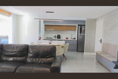 Apartamento à venda com 74m², 2 quartos e 2 vagasSala