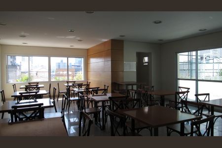 Apartamento à venda com 74m², 2 quartos e 2 vagasÁrea comum - Salão de festas