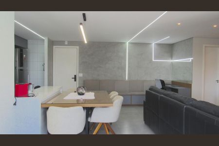 Apartamento à venda com 74m², 2 quartos e 2 vagasSala