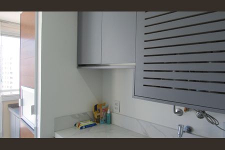 Apartamento à venda com 74m², 2 quartos e 2 vagasCozinha - Área de Serviço