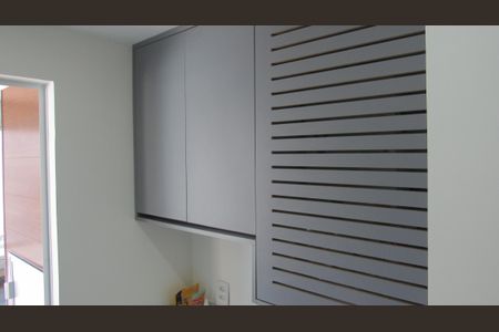 Apartamento à venda com 74m², 2 quartos e 2 vagasCozinha - Área de Serviço