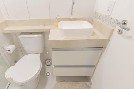 Apartamento para alugar com 50m², 2 quartos e 1 vaga Apartamento para alugar com 50m², 2 quartos e 1 vagaBanheiro