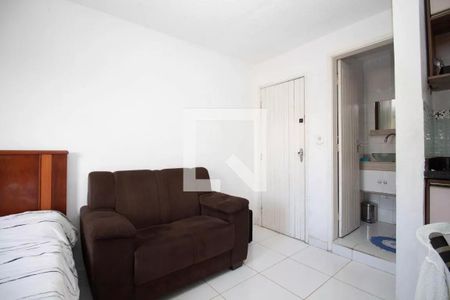 Sala / Quarto de kitnet/studio para alugar com 1 quarto, 21m² em SQN 410, Brasília