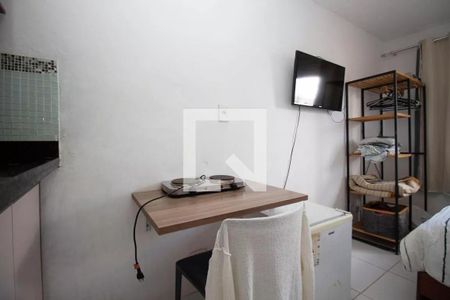 Cozinha de kitnet/studio para alugar com 1 quarto, 21m² em SQN 410, Brasília