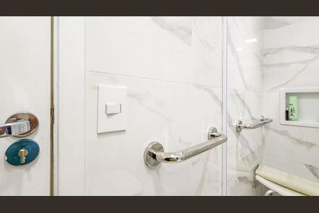 Apartamento à venda com 67m², 3 quartos e 1 vaga Apartamento à venda com 67m², 3 quartos e 1 vagaBanheiro