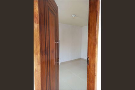 Sala de casa para alugar com 2 quartos, 55m² em Campo Grande, Rio de Janeiro