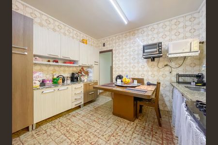 Casa à venda com 160m², 2 quartos e 4 vagasCozinha