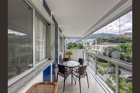 Apartamento para alugar com 86m², 2 quartos e 1 vaga