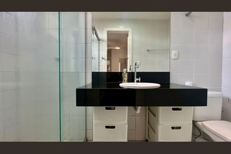 Apartamento à venda com 95m², 3 quartos e 2 vagasBanheiro 