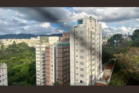 Vista  de apartamento à venda com 3 quartos, 95m² em Luxemburgo, Belo Horizonte