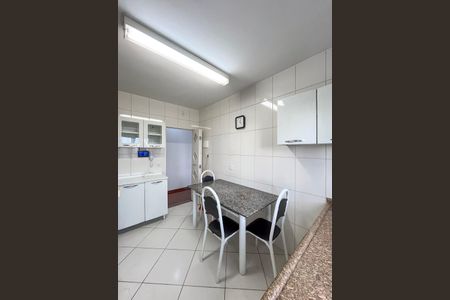 Apartamento à venda com 61m², 2 quartos e 1 vagaCozinha