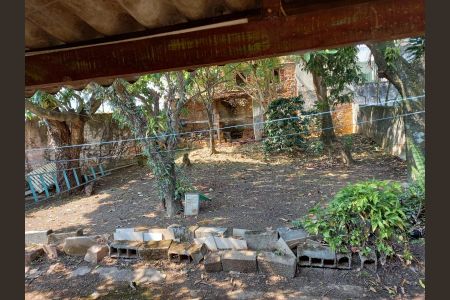 Casa à venda com 180m², 3 quartos e 2 vagasÁrea externa