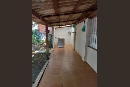 Casa à venda com 180m², 3 quartos e 2 vagasÁrea externa