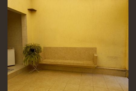 Casa à venda com 180m², 3 quartos e 2 vagasÁrea externa