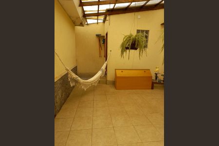 Casa à venda com 180m², 3 quartos e 2 vagasÁrea externa