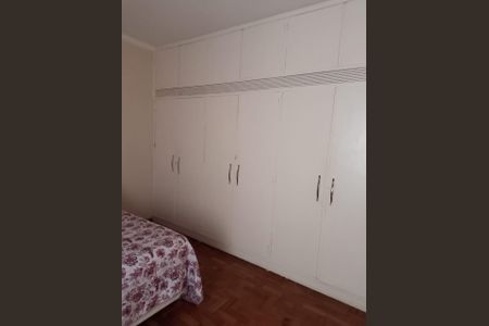 Casa à venda com 180m², 3 quartos e 2 vagasQuarto