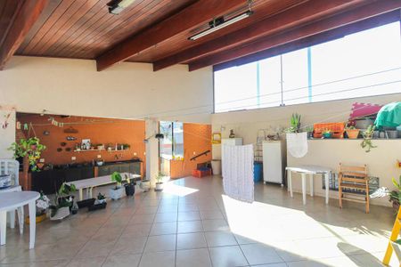 Casa para alugar com 355m², 4 quartos e 2 vagasSalão de festas