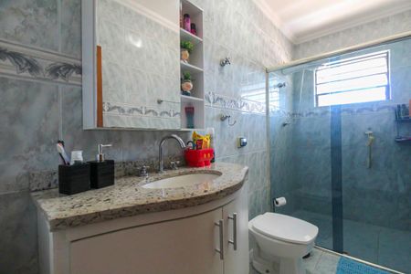 Casa para alugar com 355m², 4 quartos e 2 vagasBanheiro