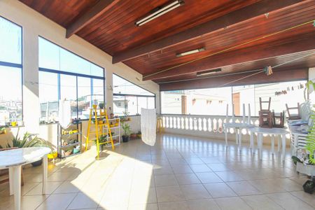 Casa para alugar com 355m², 4 quartos e 2 vagasSalão de festas