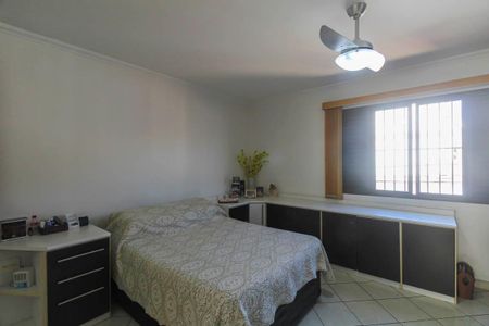 Casa para alugar com 355m², 4 quartos e 2 vagasSuite