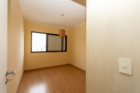 Apartamento para alugar com 105m², 3 quartos e 1 vagaQuarto 1